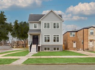 6635 N Onarga Ave, Chicago, IL 60631