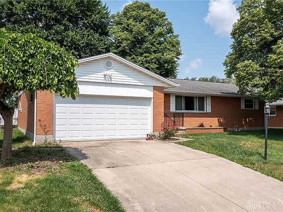 2nd image of 200 Sharon Dr
