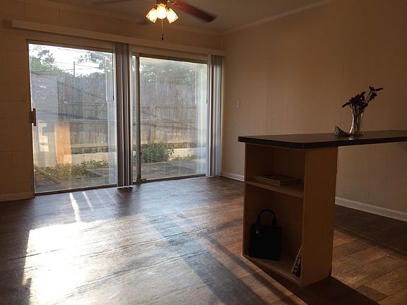 4th image of 2241 W Pensacola St APT 51