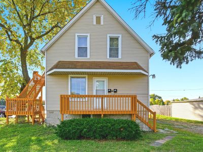 7635 W Foster Ave, Chicago, IL, 60656