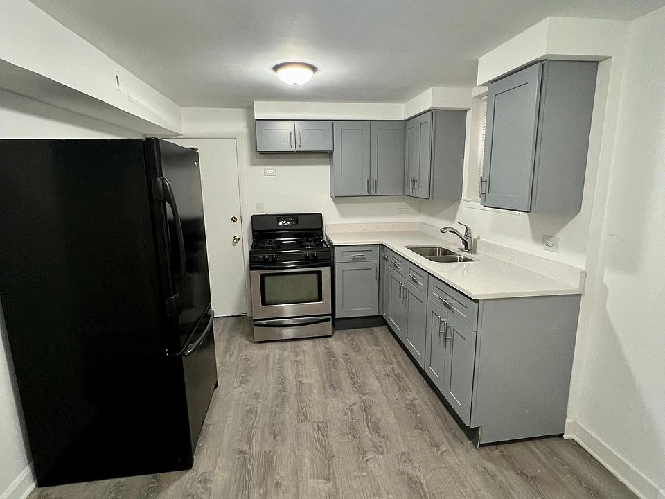 1st image of 1202 S 49th Ct #1