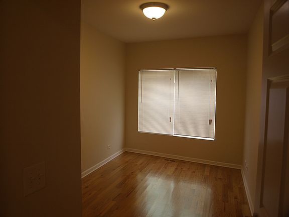 3rd image of 2115 Main St #1 E