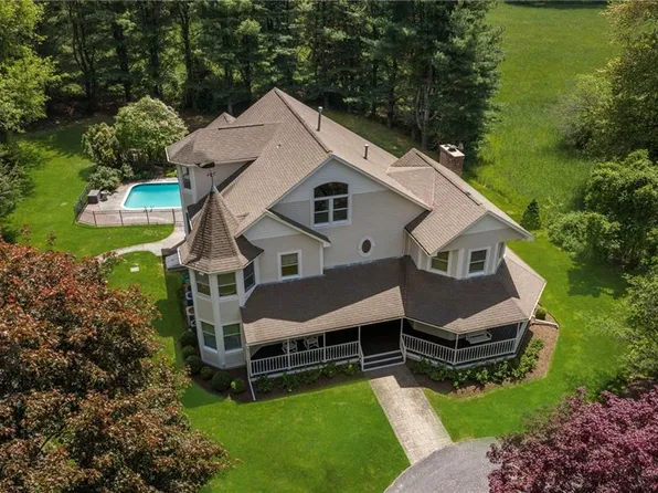 193 Torrie Ln, North Kingstown, RI 02852