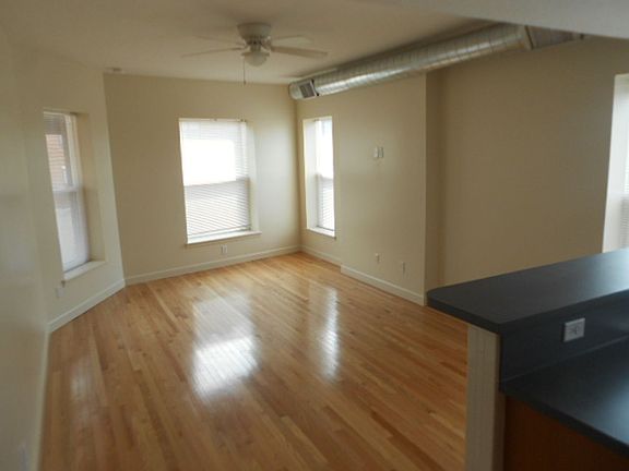 2nd image of 1509-1513 N High St #E