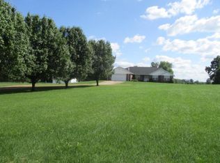 14107 Santa Fe Rd, Boonville, MO 65233