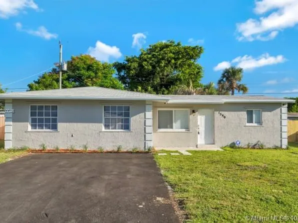 1549 NE 26th Ct, Pompano Beach, FL 33064