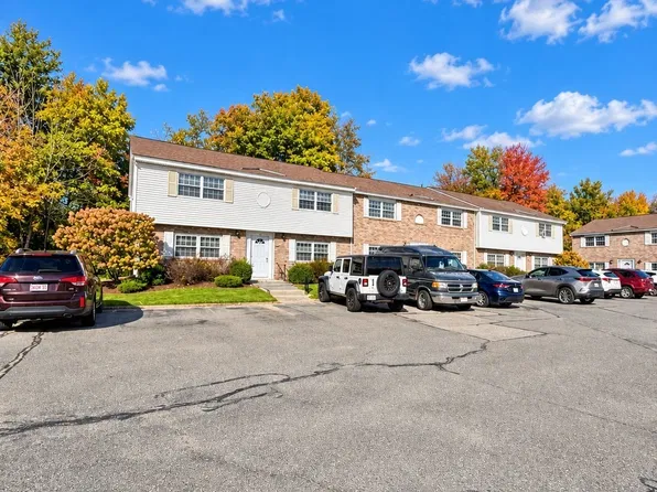90 Washington Park Dr #1, Andover, MA 01810