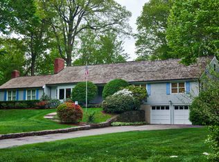 181 Parish Rd, New Canaan, CT 06840