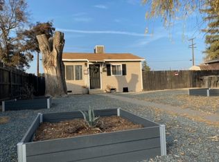 526 N View Ave, Visalia, CA 93292