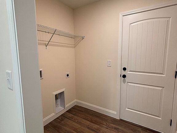 5th image of 109 Addison Creek Ln