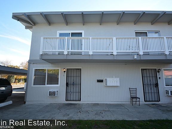 4th image of 3303 Franklin Ave APT 1