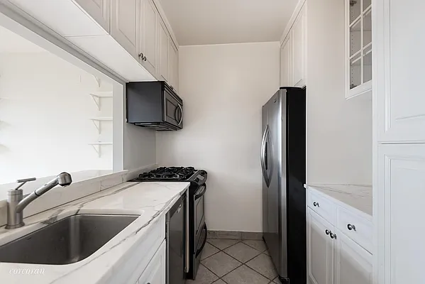 Sold by Corcoran | media 5