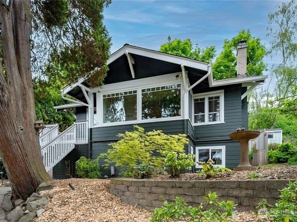 3029 23rd Avenue W, Seattle, WA 98199