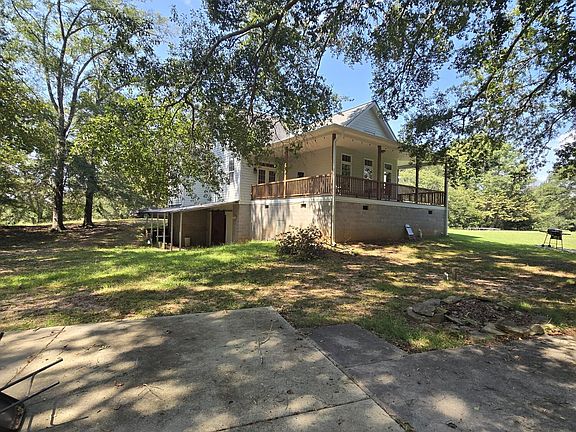 3rd image of 6108 Danburg Road