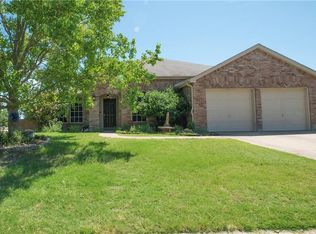 131 Hazelnut Trl, Forney, TX 75126