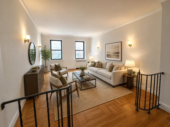 2265 University Avenue image 1 of 6