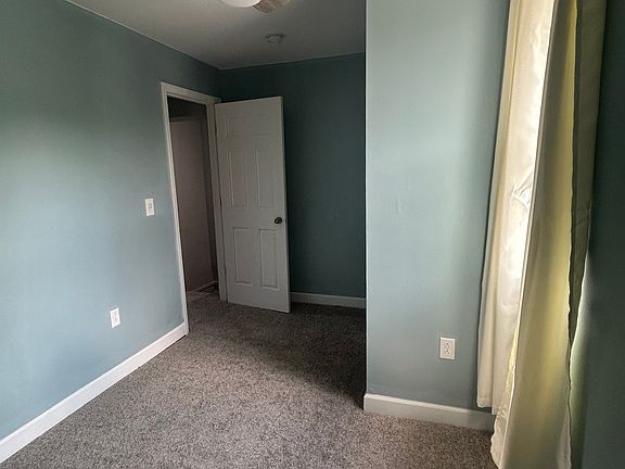 5th image of 209 Franklin Ave
