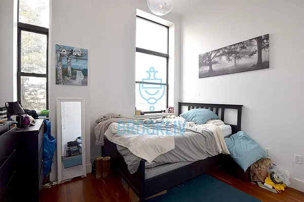 Rented by null | media 3