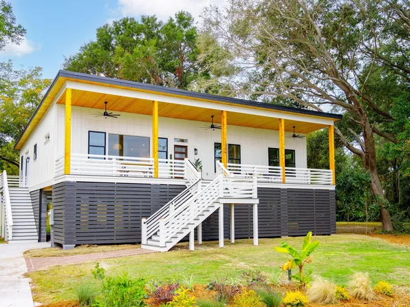 1264 Battalion Dr, Charleston, SC 29412