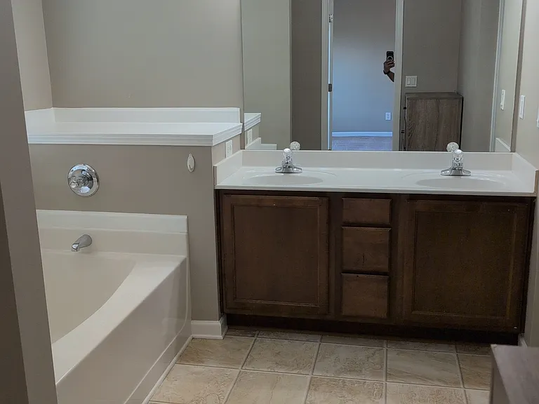 5855 Crestwick Way — Photo 12