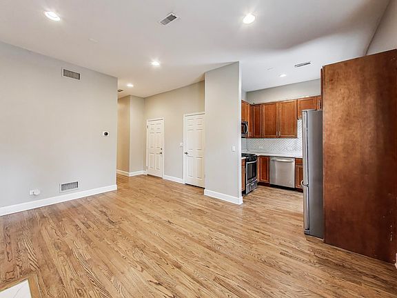 3rd image of 4628 S Evans Ave #2