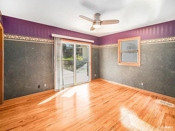 5th image of 2410 N Cotner Blvd