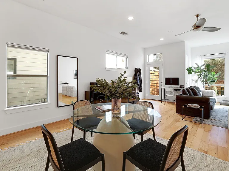 2209 Thornton Rd #A — Photo 8