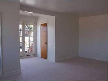 2nd image of 12301 Menlo Ave