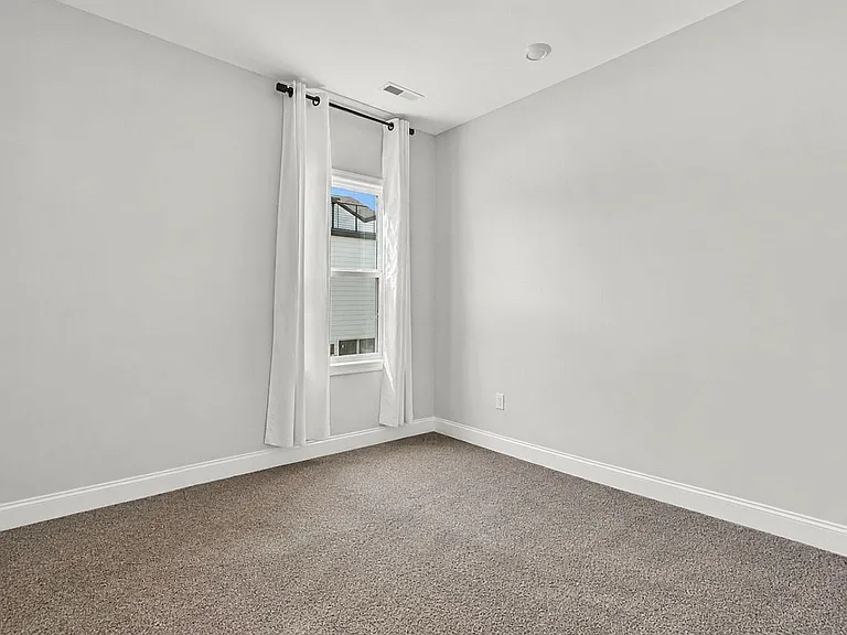 5029 Westmead Ln — Photo 12