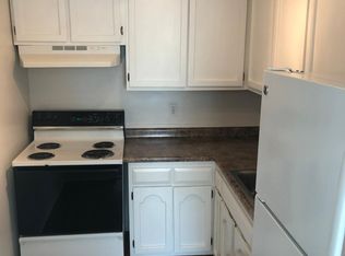 71 Westphal St #4, West Hartford, CT 06110