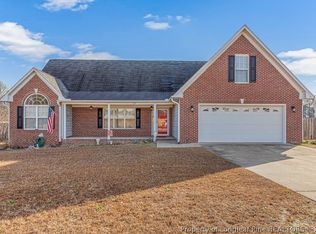 117 Ridgeview Dr, Raeford, NC 28376