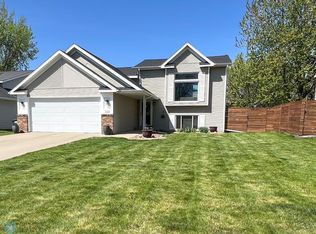 3539 19th St S, Fargo, ND 58104