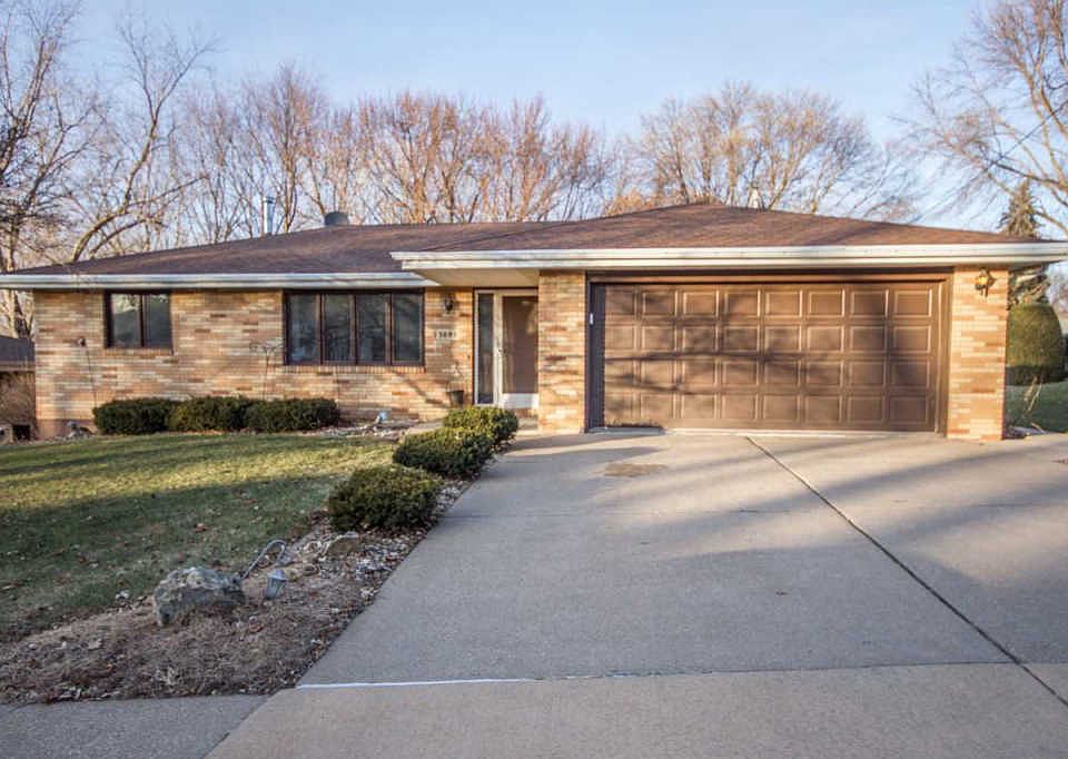 1st image of 3095 Westmore Dr