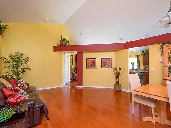 4th image of 3155 Dunstable Dr