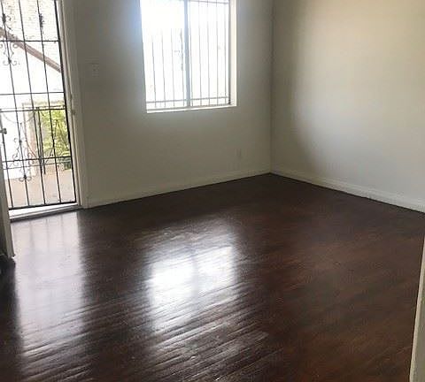 3rd image of 351 Douglas St APT E