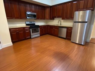 1206 Walnut St #4-2M, Philadelphia, PA 19107