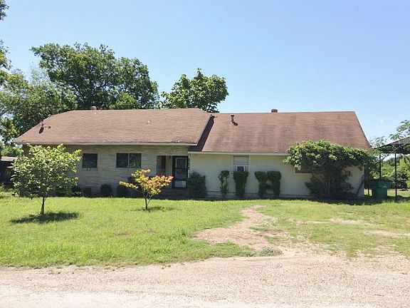 2nd image of 111 Mesquite