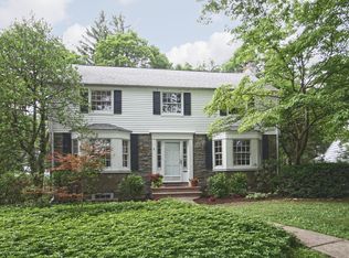 8 Kenneth Rd, Montclair, NJ 07043
