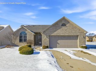 26411 Whitewater Dr, Perrysburg, OH 43551