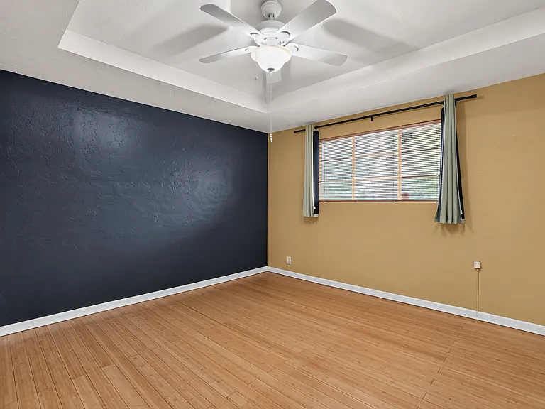315 W Glenrosa Ave — Photo 10