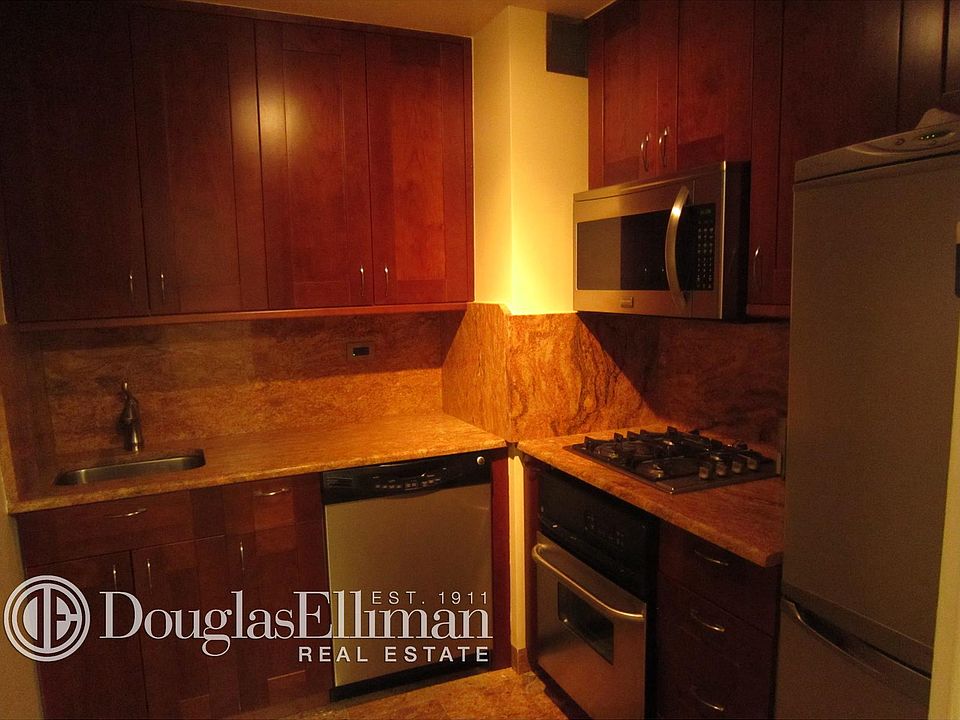 1st image of 305 E 40th St APT 2B
