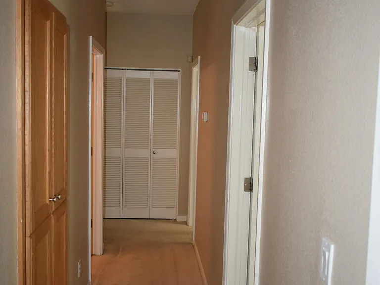 484 Beckman Way — Photo 19