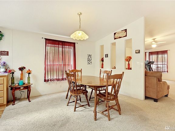 4th image of 21110 89th Avenue Ct E