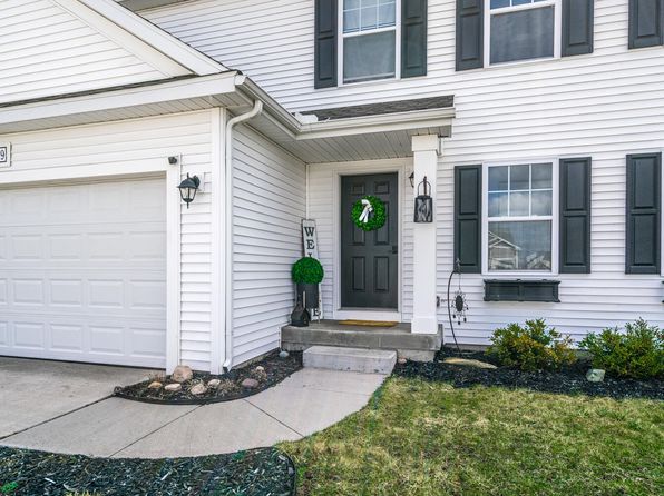 30819 Mission St, Paw Paw, MI 49079