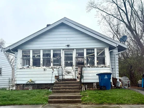 1504 W 5th St, Marion, IN 46953