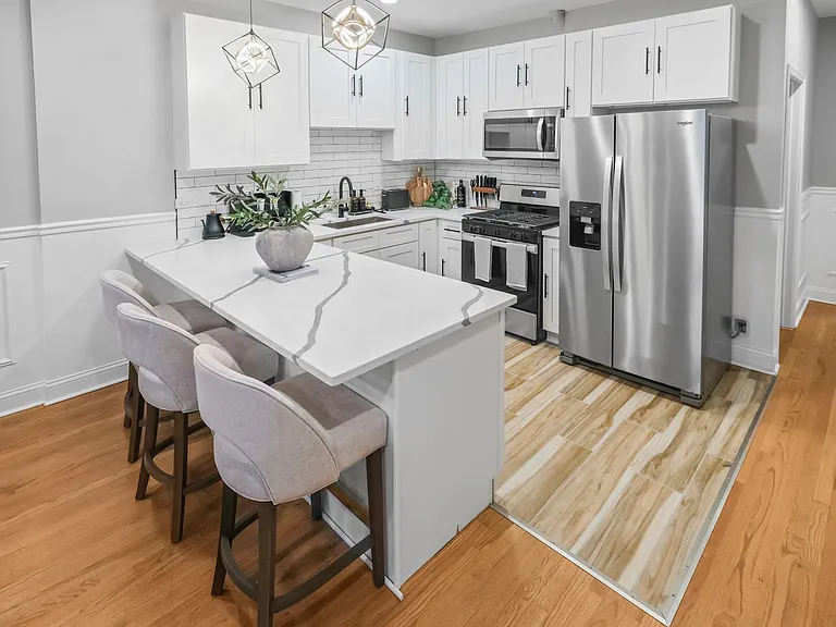 2803 W Warren Blvd #1E — Photo 3
