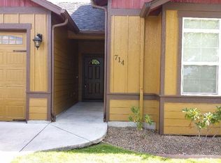 714 Amhurst Way, Medford, OR 97504