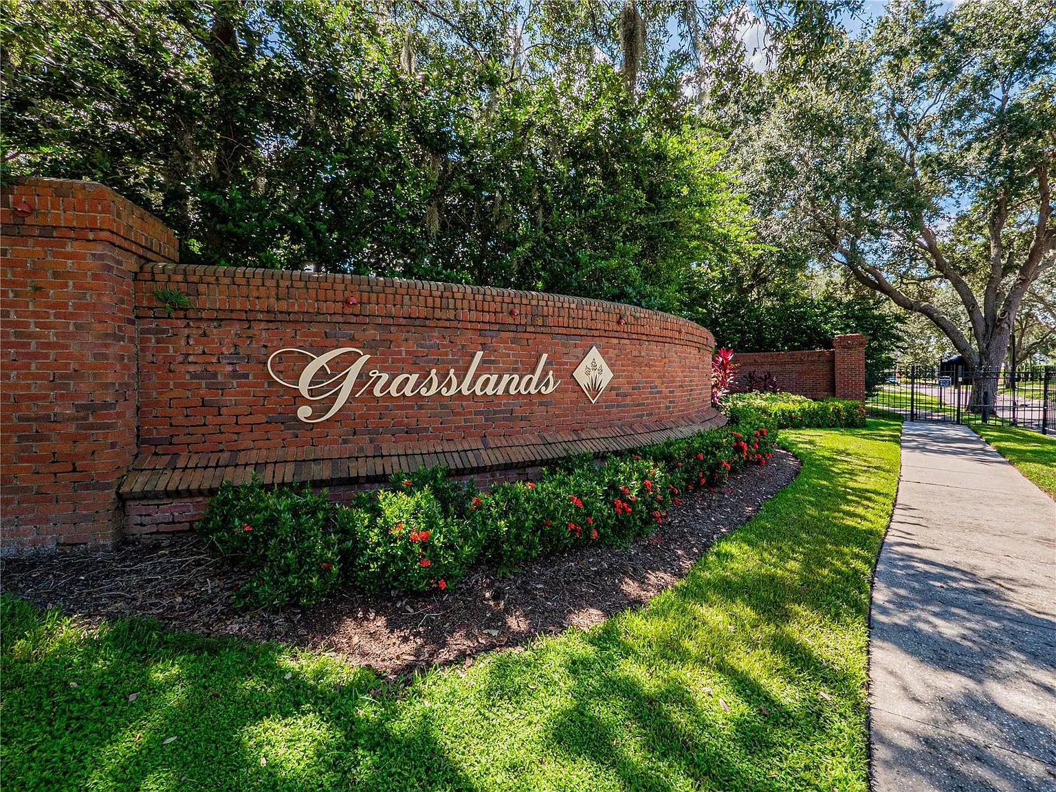 2 bed, 2.0 bath, 1504 sqft, $2,100 — Photo 3