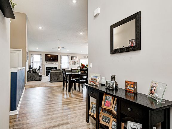 3rd image of 6910 Bryant Pl