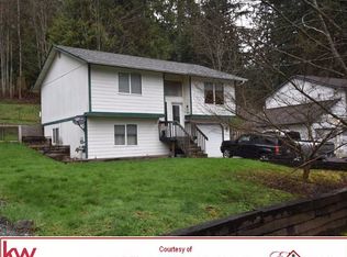 733 Fernhaven Ln, Sedro Woolley, WA 98284
